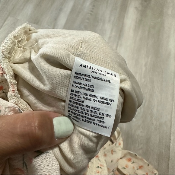American Eagle Cream Orange Floral Romper Sz M - Picture 5 of 9